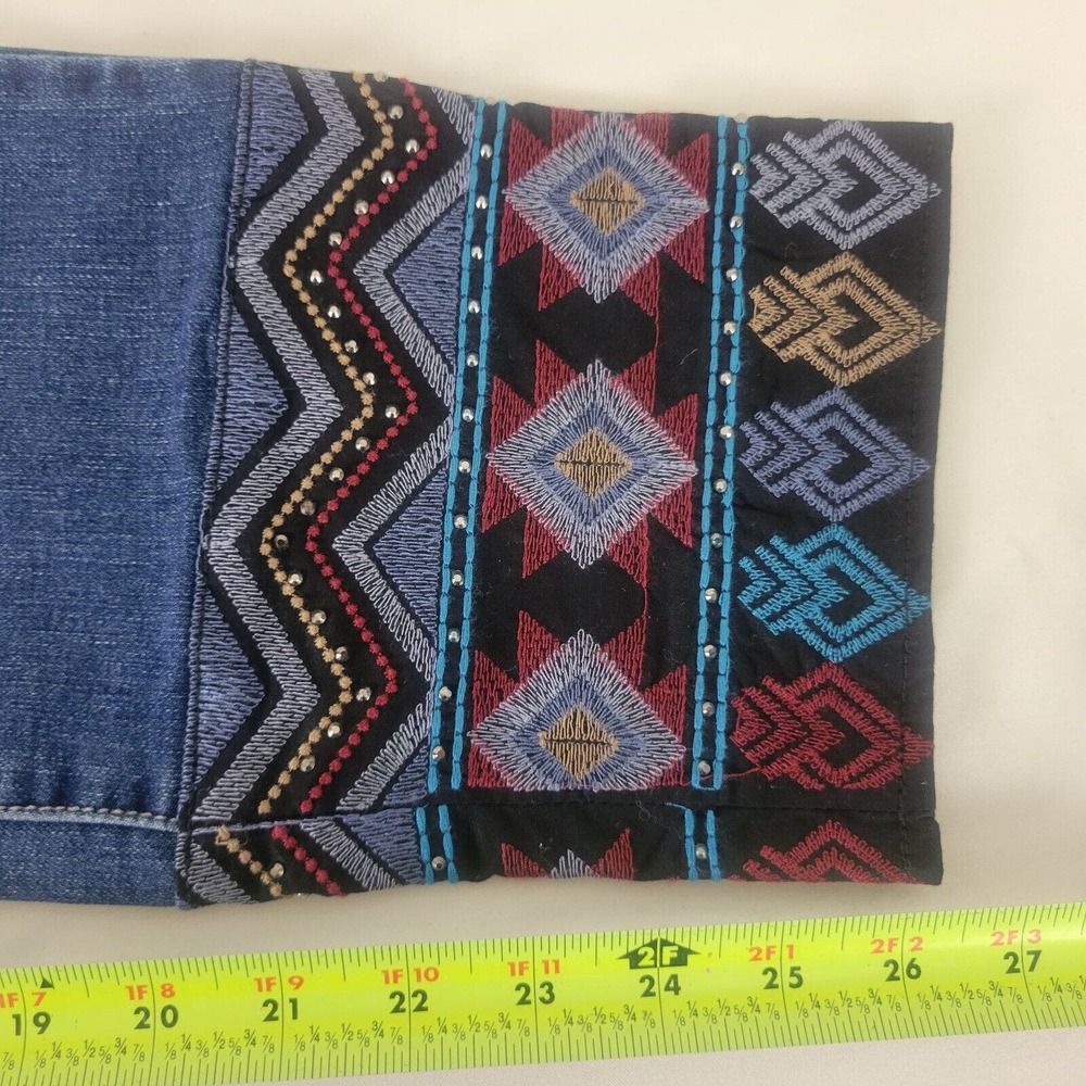 Versona Womens Jeans Size 33 Actual W35 x L26.5 Mom Embroidered Hem Blue Denim - Picture 9 of 15